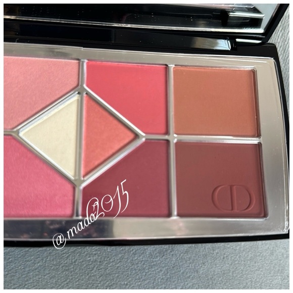 Limited edition brand new Mizah Dior pallet - Picture 4 of 8